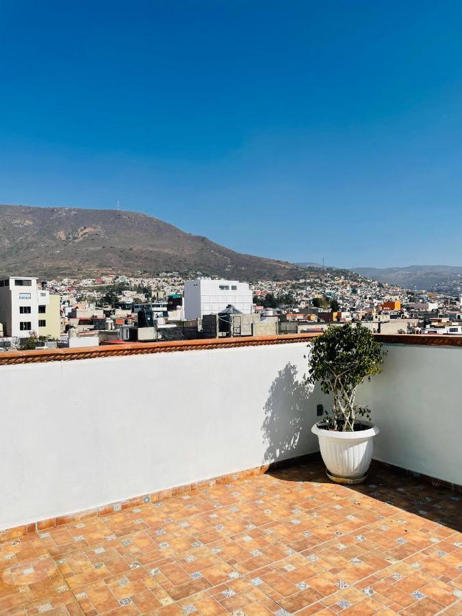 Hostal Makea Pachuca Exteriör bild