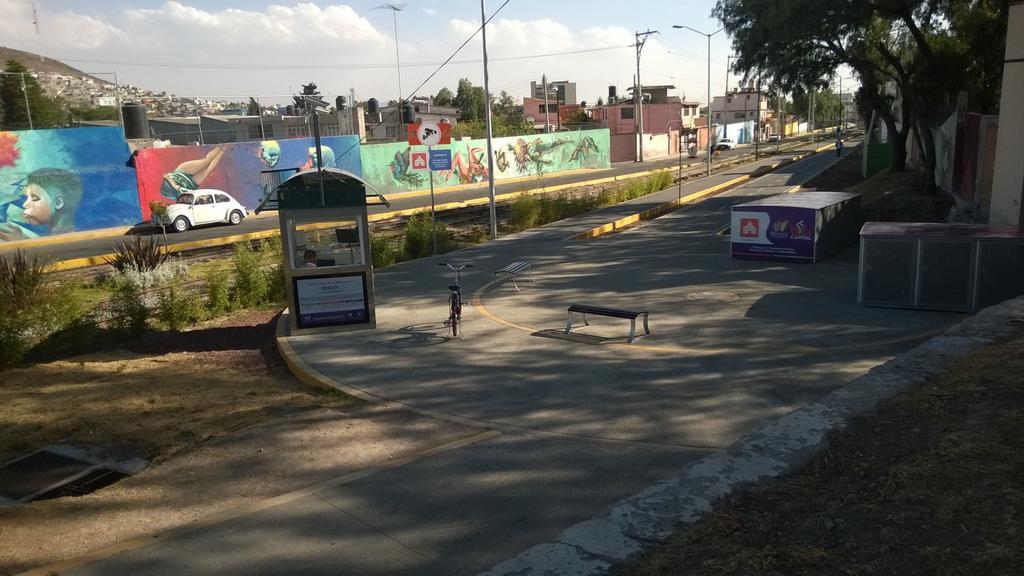 Hostal Makea Pachuca Exteriör bild